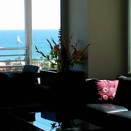 Amazing Sunset Views In The Mediterranean Apart/ 公寓 圣阿德里安-德贝索斯
